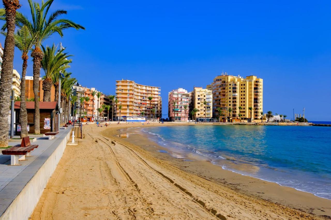 Piso 2 Dormitorios, Equipado, 5 Min Playa Del Cura Torrevieja Kültér fotó